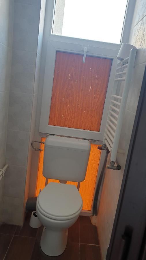Mihai Bravu Metrou Bukarest Exteriör bild