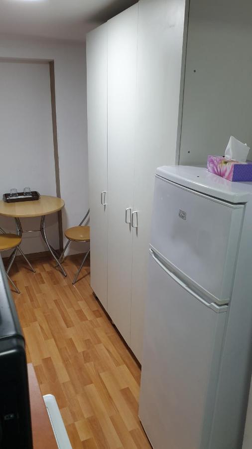 Mihai Bravu Metrou Bukarest Exteriör bild