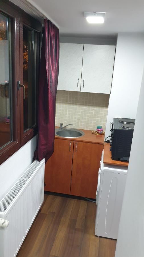 Mihai Bravu Metrou Bukarest Exteriör bild