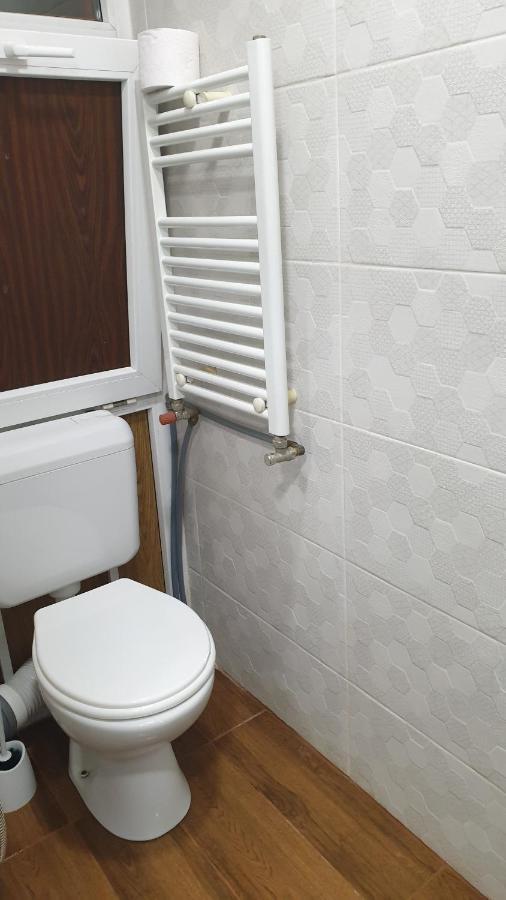 Mihai Bravu Metrou Bukarest Exteriör bild
